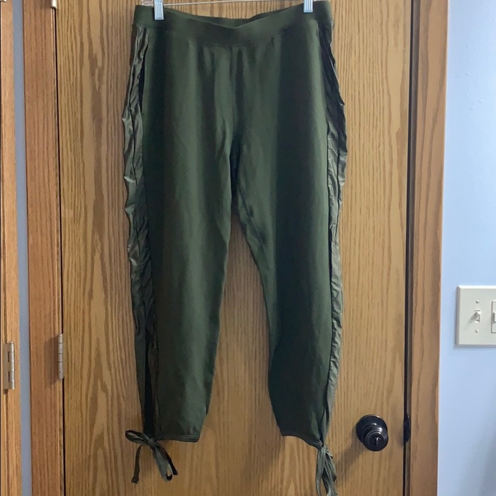 Fabletics Joggers